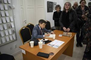 17_pasi_pe_Strada_Mantuleasa._O_incursiune_freatica_de_Cristian_Tiberiu_Florea_2_original