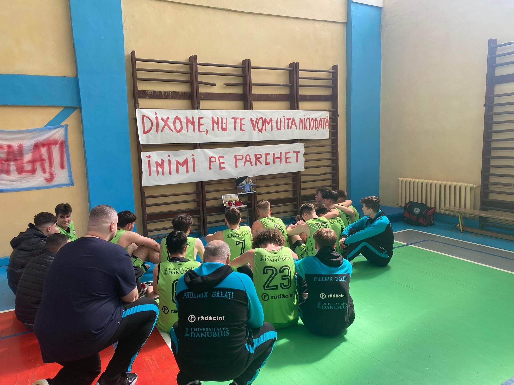 Cu sufletul pe parchet! Juniorii Under 18 de la Academia Phoenix au câştigat în memoria lui Dixon