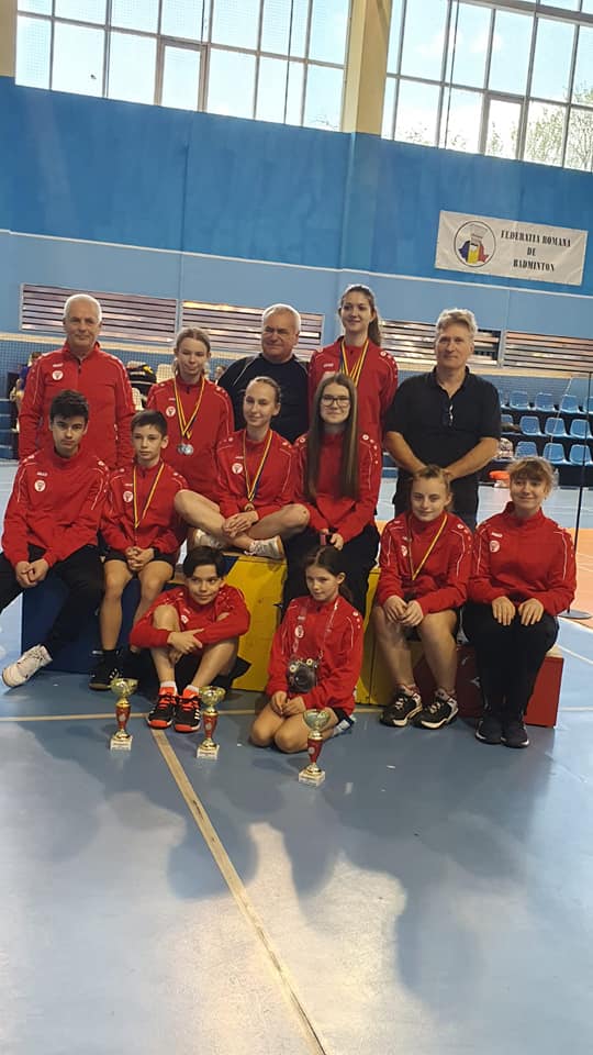 Salbă gălăţeană preţioasă de 10 medalii la Cupa României la badminton (FOTO)