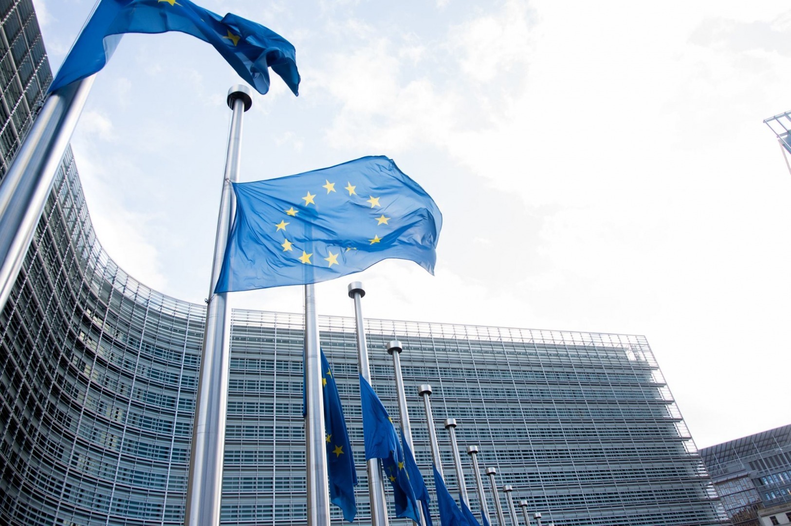 Comisia Europeană vrea ca statele membre să-şi reducă datoria într-o perioadă de patru ani