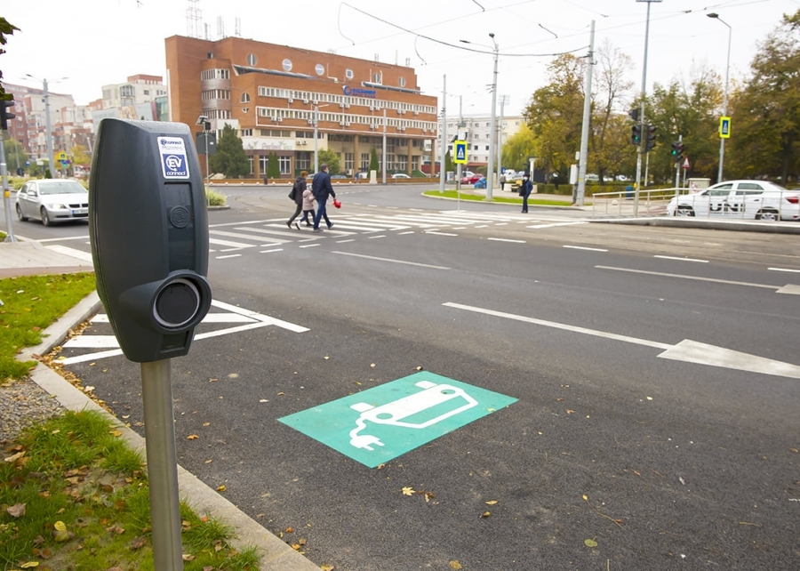 Proiect lansat: 45 de staţii de reîncărcare electrică, amplasate în Galaţi prin PNRR
