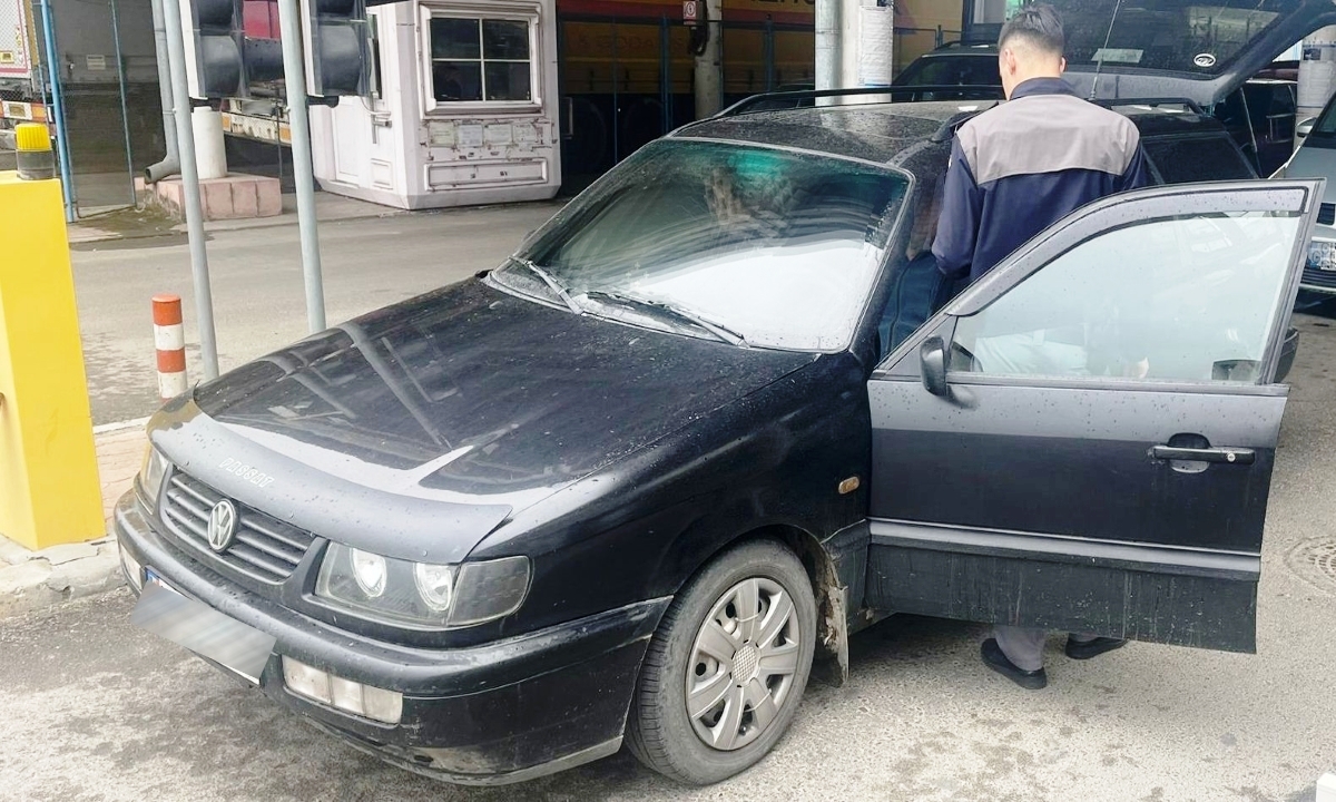 Galaţi: A vrut să intre în ţară cu buletin românesc fals