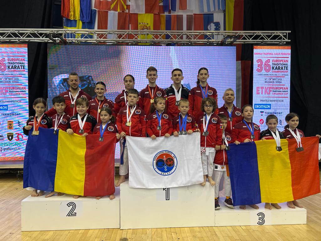 Karateka gălăţeni de la CS Kodo s-au întors cu o zestre de 44 de medalii de la Europene