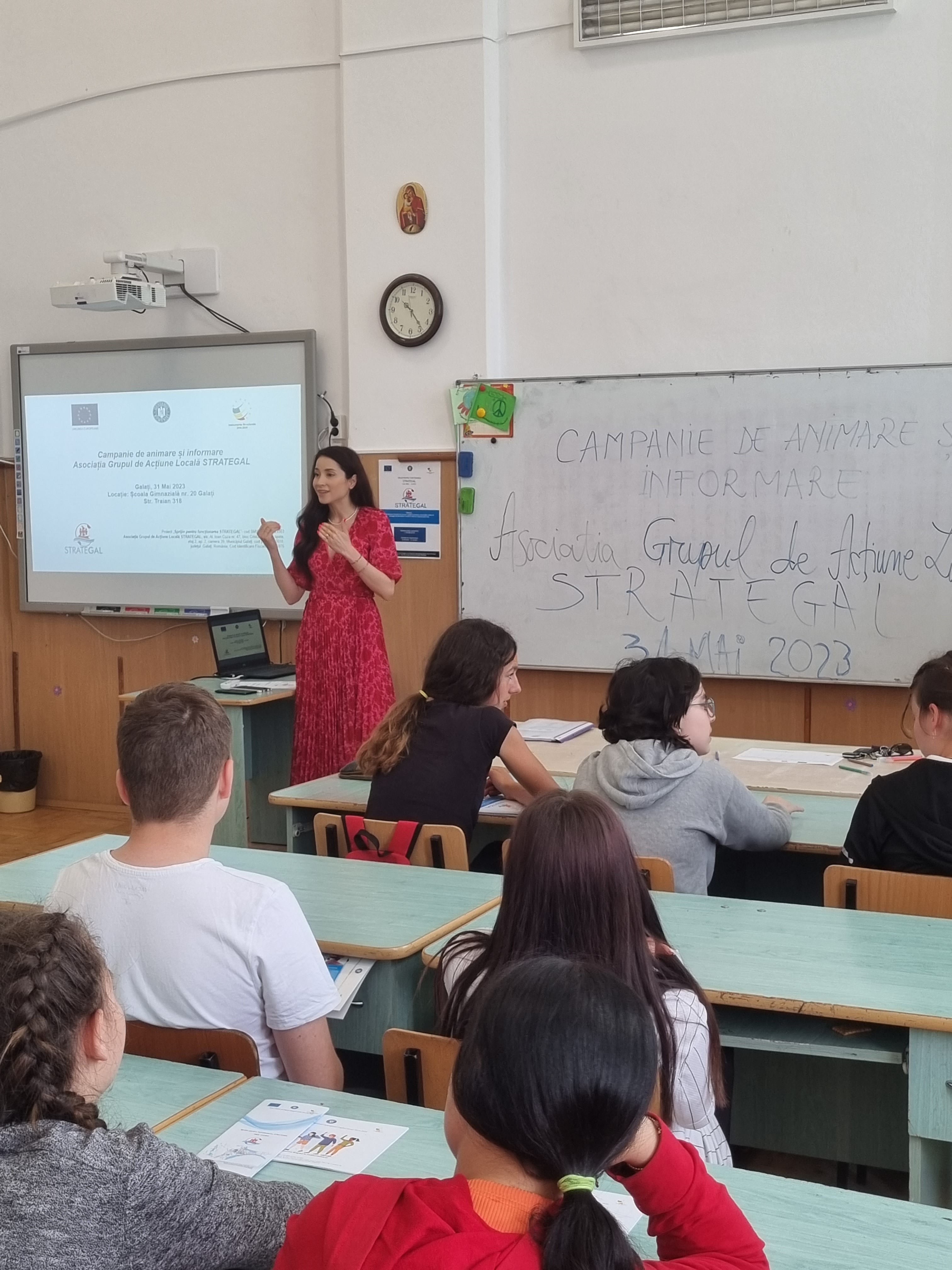 STRATEGAL: Acţiune de prevenire a discriminării la Şcoala Gimnazială nr. 20 Galaţi