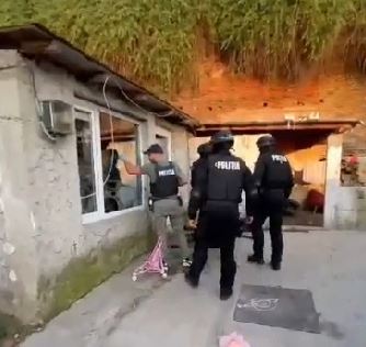 VIDEO: Jaf pe Calea Prutului. 4 bărbaţi arestaţi