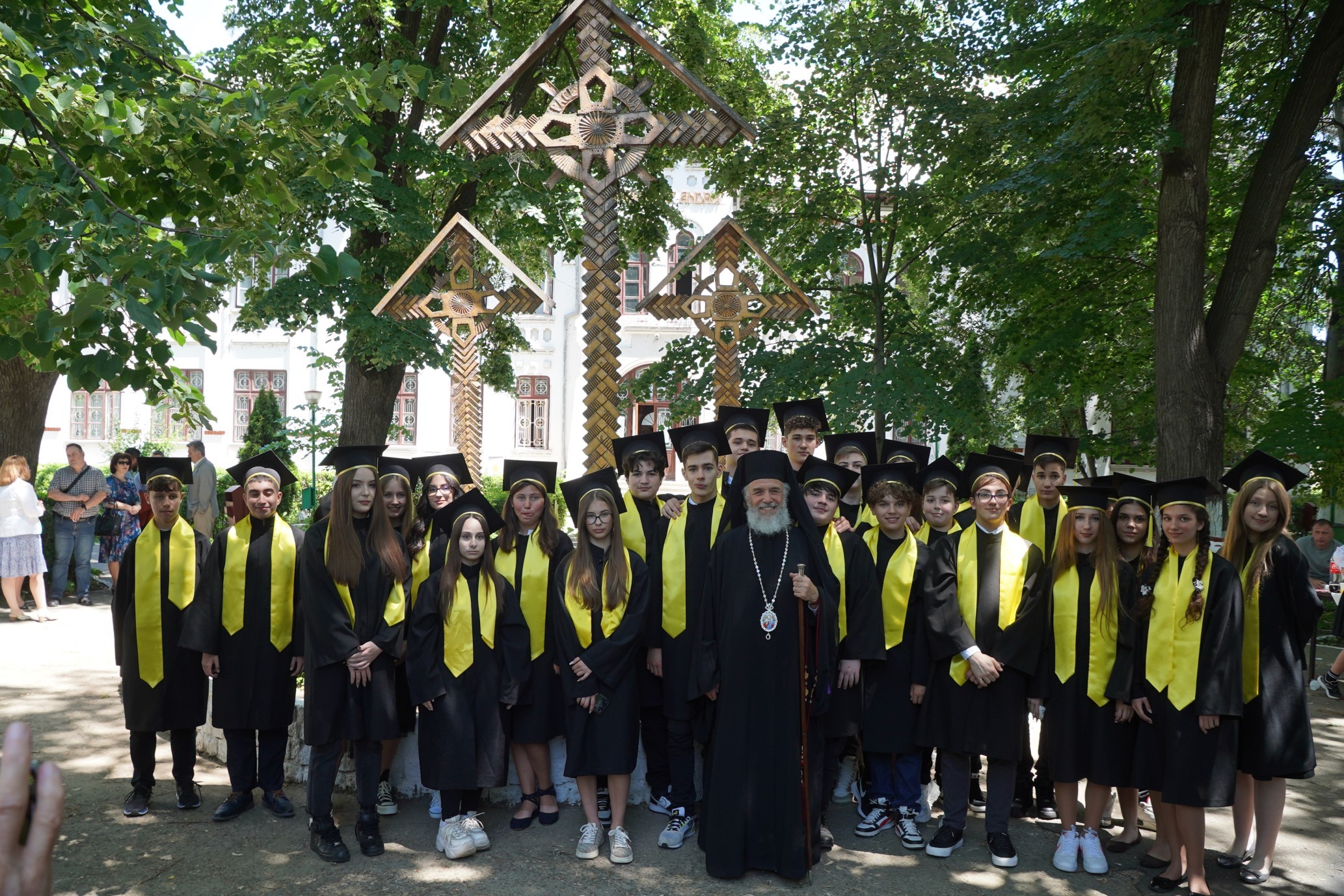 EMOŢIONANT: A fost strigat pentru ultima oară catalogul pentru seminariştii gălăţeni de clasa a VIII-a (FOTO)