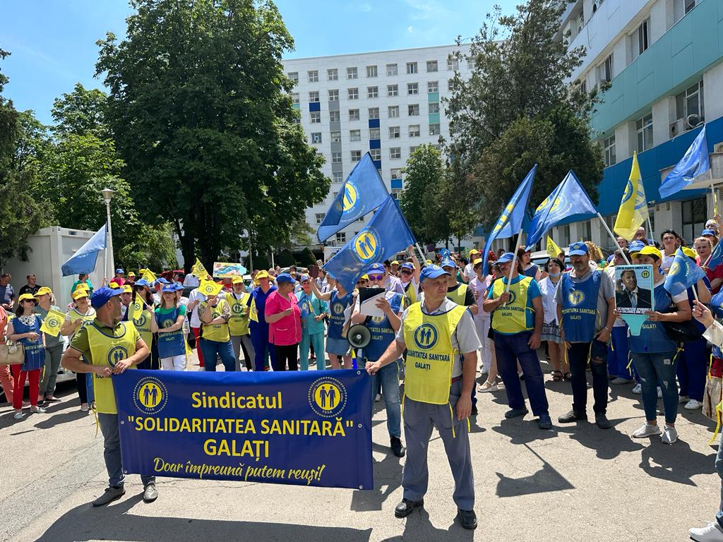 Spitalul Județean Galați pichetat de peste o sută de cadre medicale (FOTO/VIDEO)