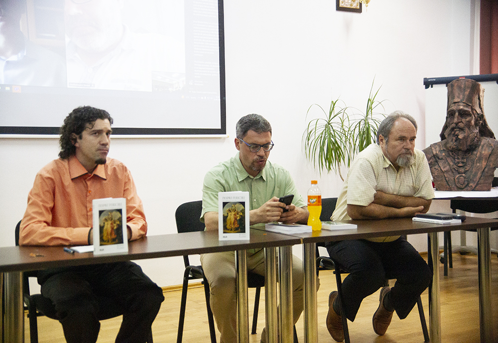 FOTO: Filosofii ne învaţă despre fericire, la Galaţi