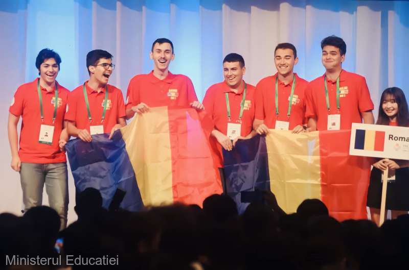 Elevii români au obţinut şase medalii la Olimpiada Internaţională de Matematică din Japonia
