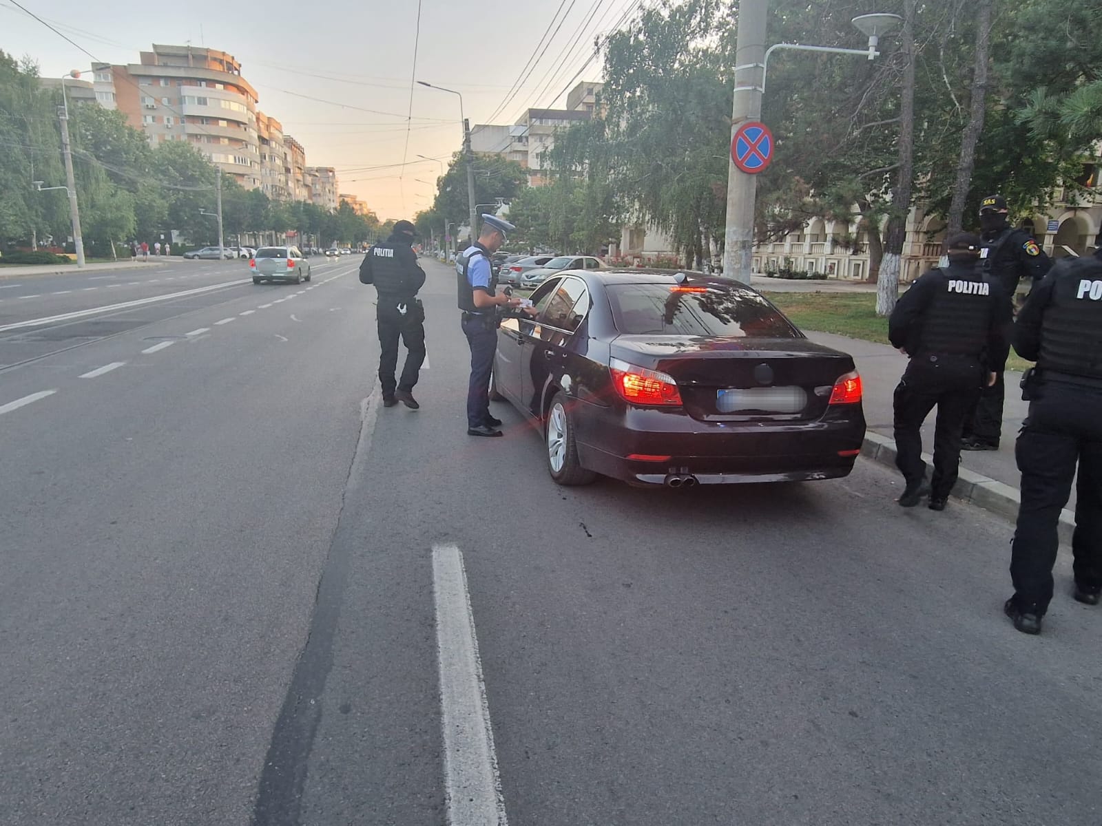 BLOCADA: Razii de amploare la Brăila (FOTO/VIDEO)