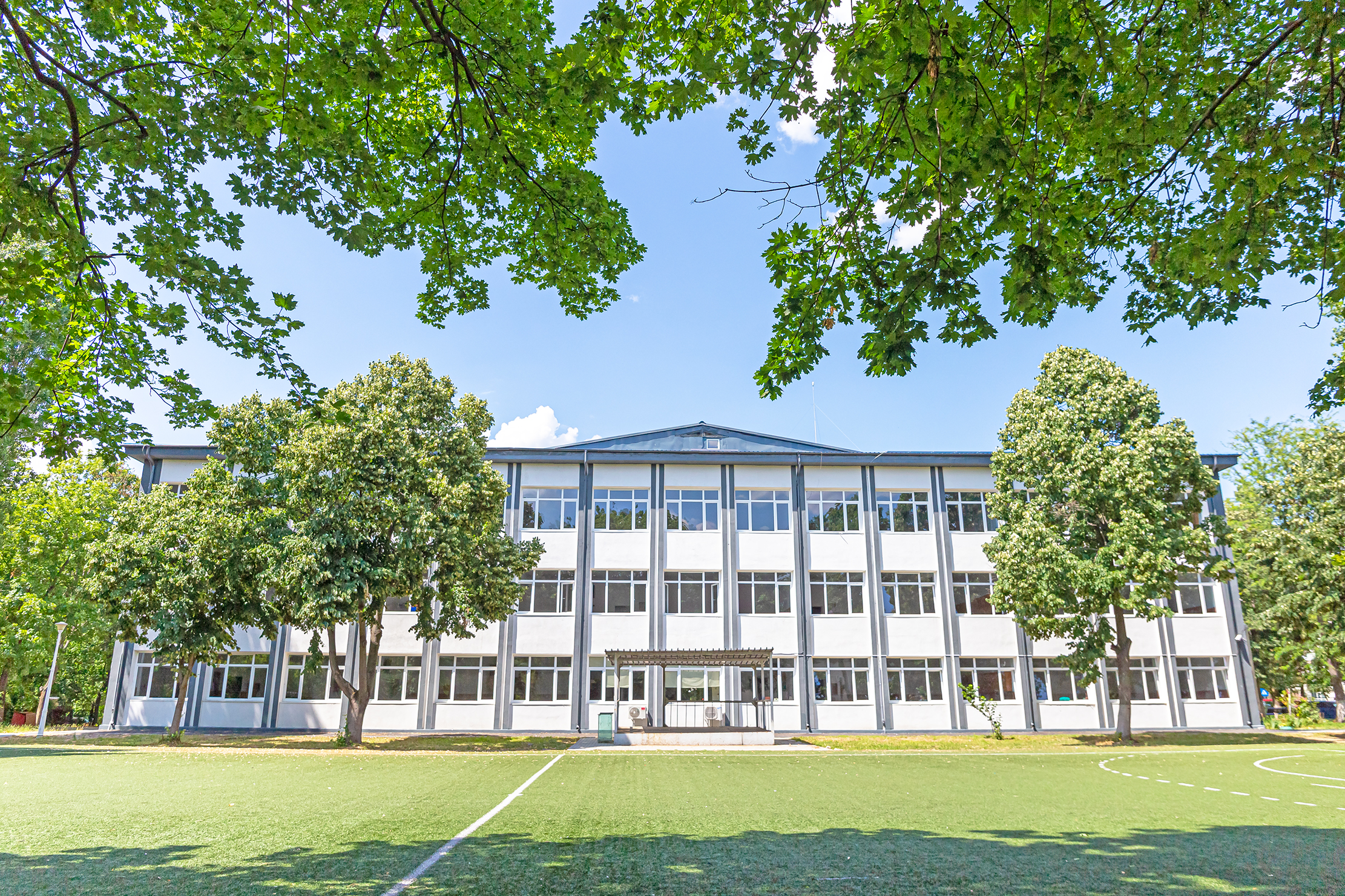 FOTO: Principalele clădiri ale CNMK Galaţi au fost modernizate cu fonduri europene! Cum arată?