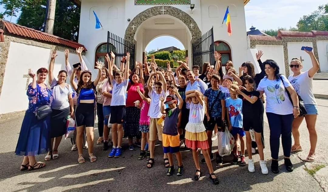 FOTO: Excursie pentru copiii de la Centrul Sf. Antonie cel Mare din Galaţi