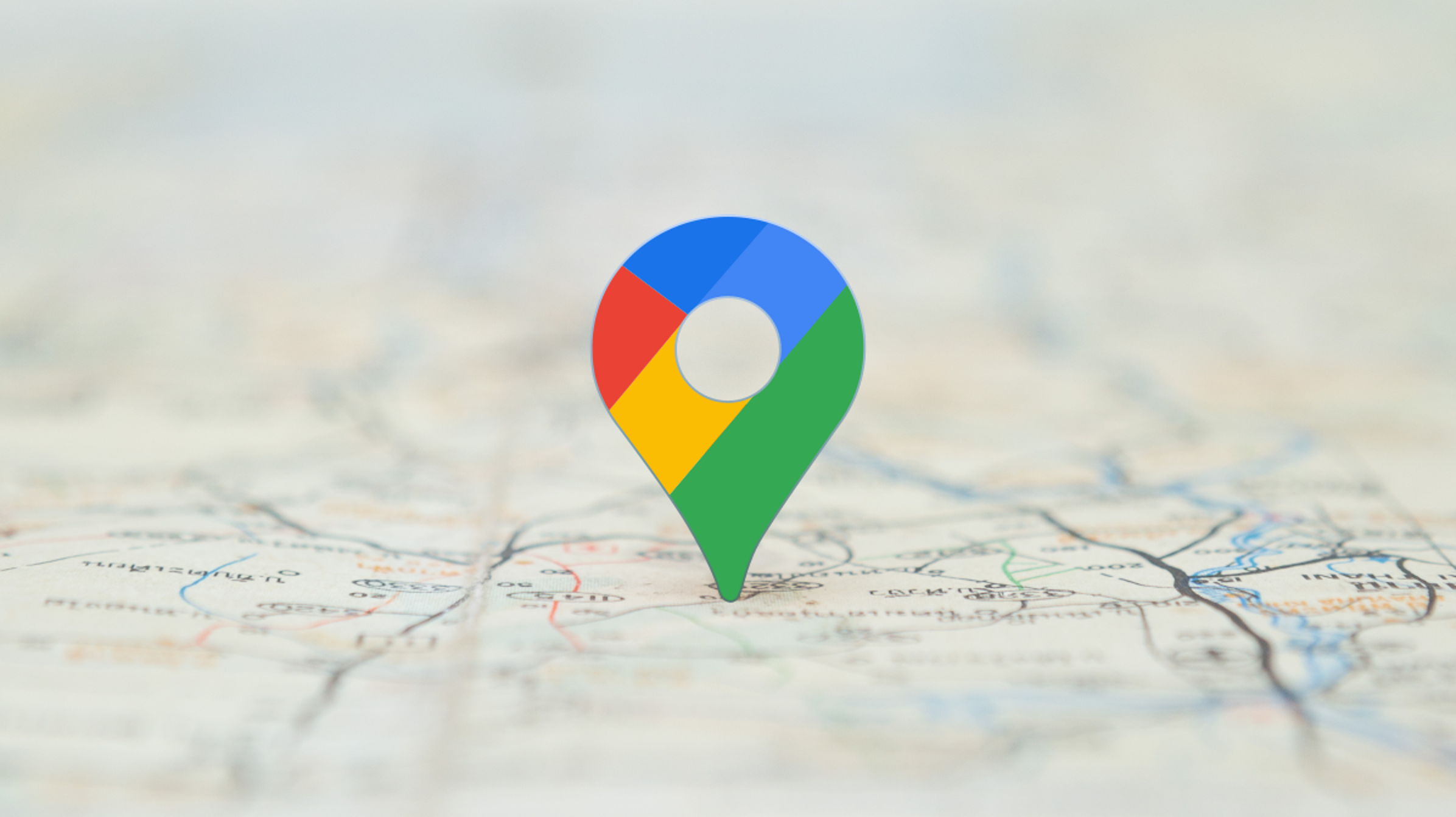 Ghid de călătorie cu ajutorul funcţiilor AI din produsele Google
