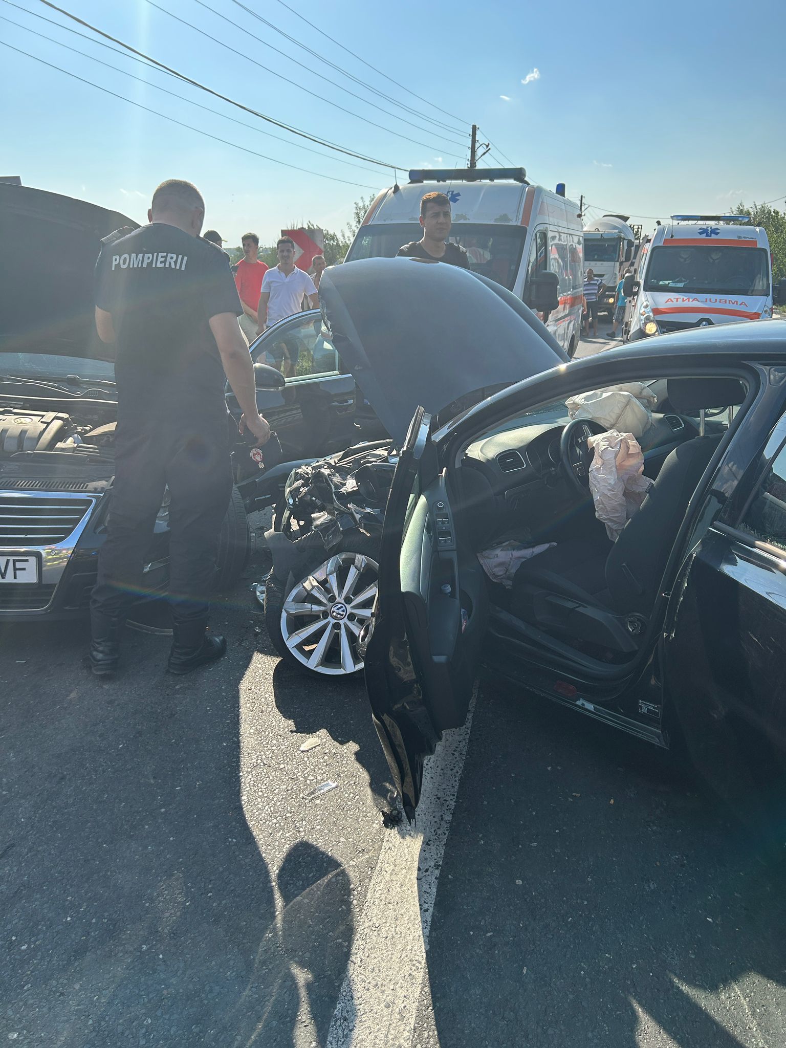 FOTO/VIDEO: Accident grav cu 8 victime, dintre care 4 copii, în localitatea Cuza Vodă