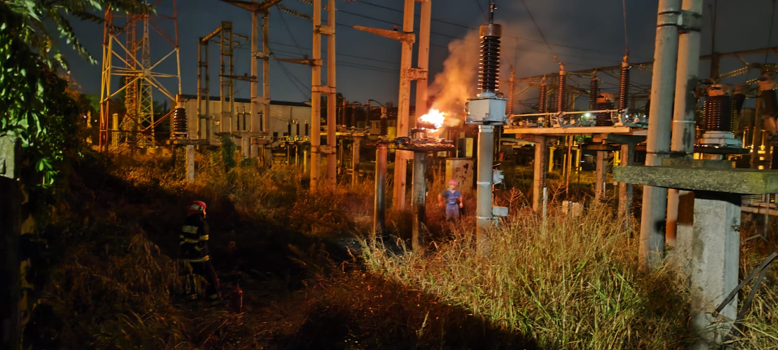 Video: Explozie la un transformator de la Centrala Electrică din Micro 16