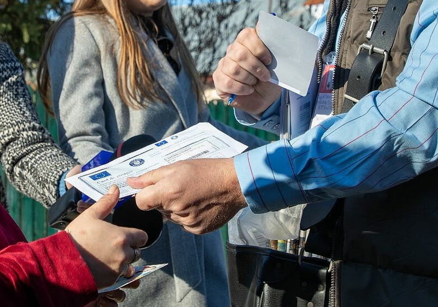 A început tranşa a doua a Programului “Cardul de energie”