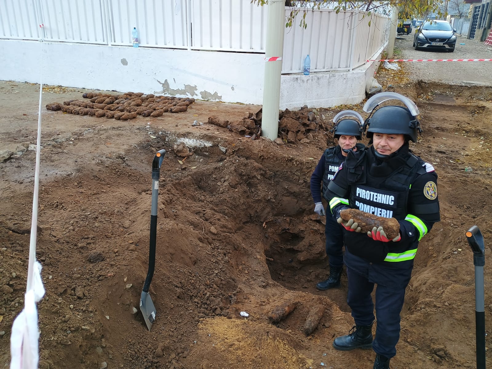 Asfaltare cu peripeții la Liești - FOTO/VIDEO