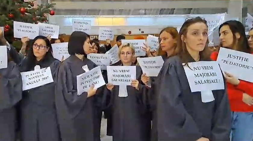 VIDEO: Protest spontan al grefierilor la Galaţi