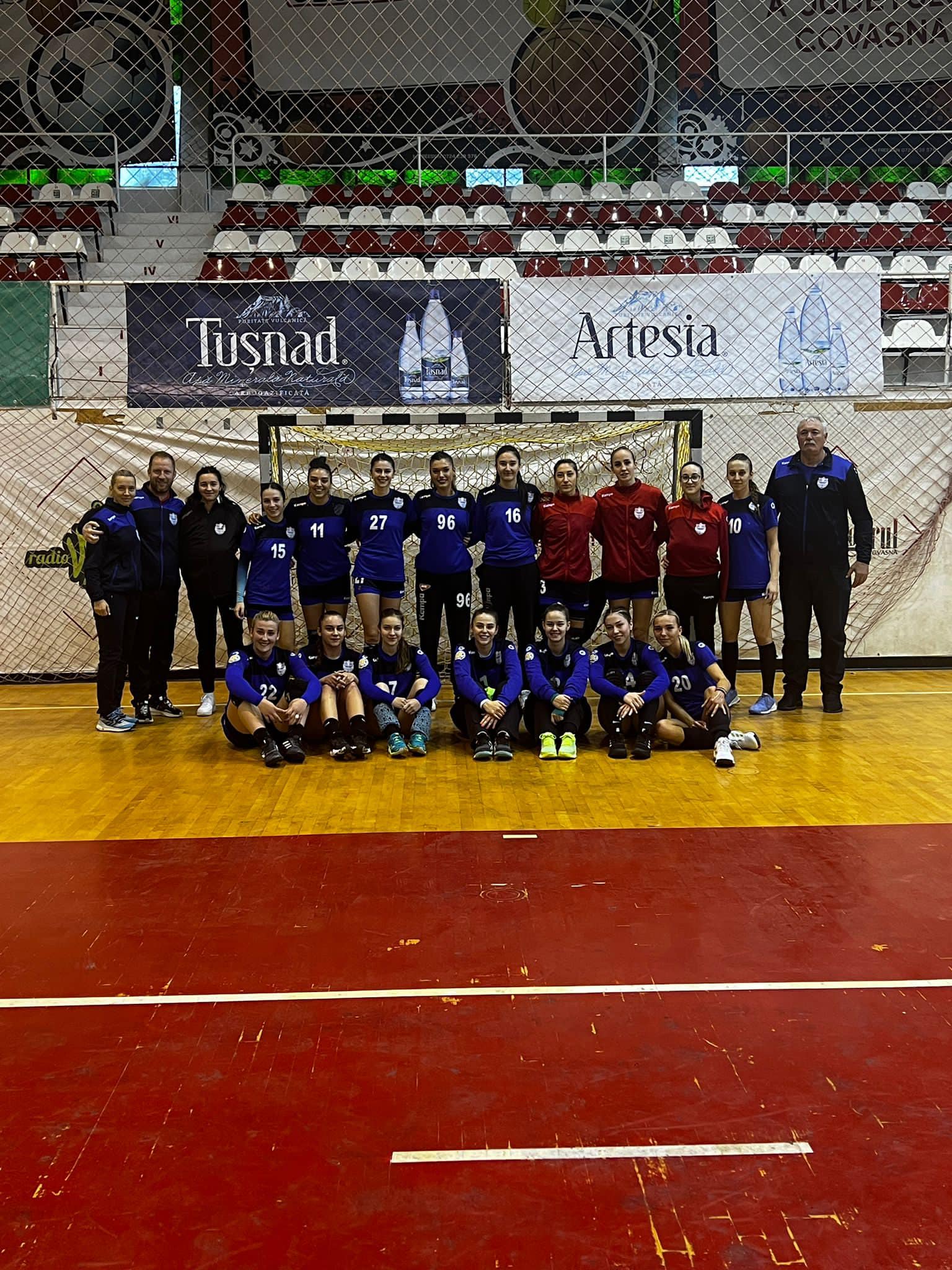 Handbalistele de la CSM Galaţi şi-au făcut temele pentru Cupă