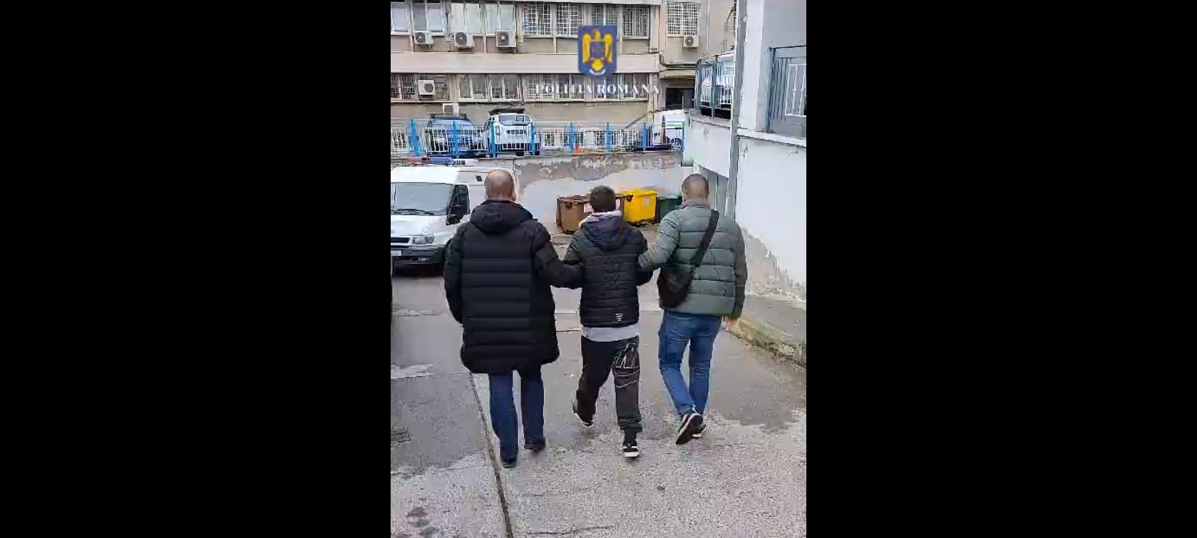 VIDEO: Tânăr din Brăila reţinut pentru furt după ample percheziţii