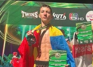 Galațiul are un vicecampion mondial la Muay Thai: Eduard Palade, din Vânători