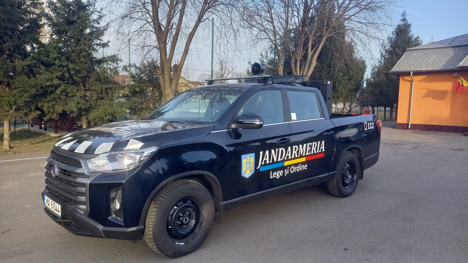 FOTO: O nouă autospecială a intrat în dotarea Jandarmeriei Galaţi