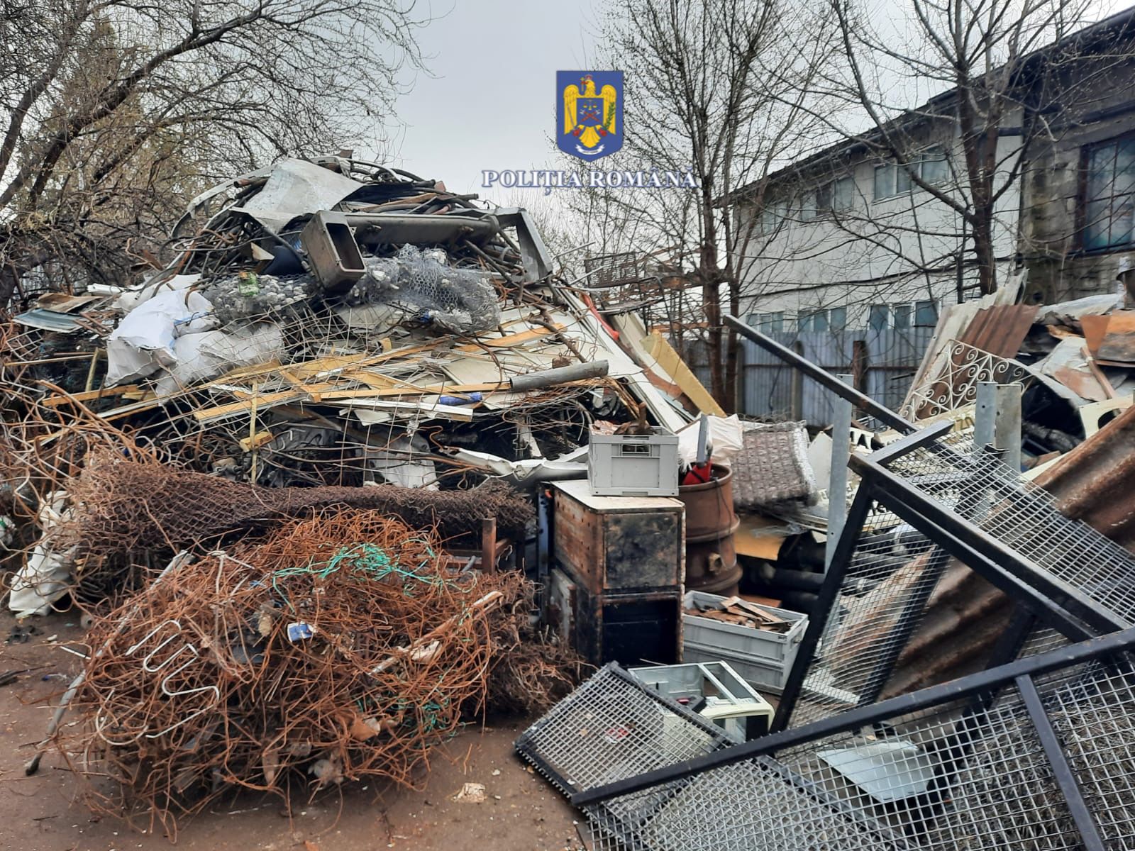 Percheziții în Galați! Evaziune fiscală la fiare vechi - GALERIE FOTO/VIDEO