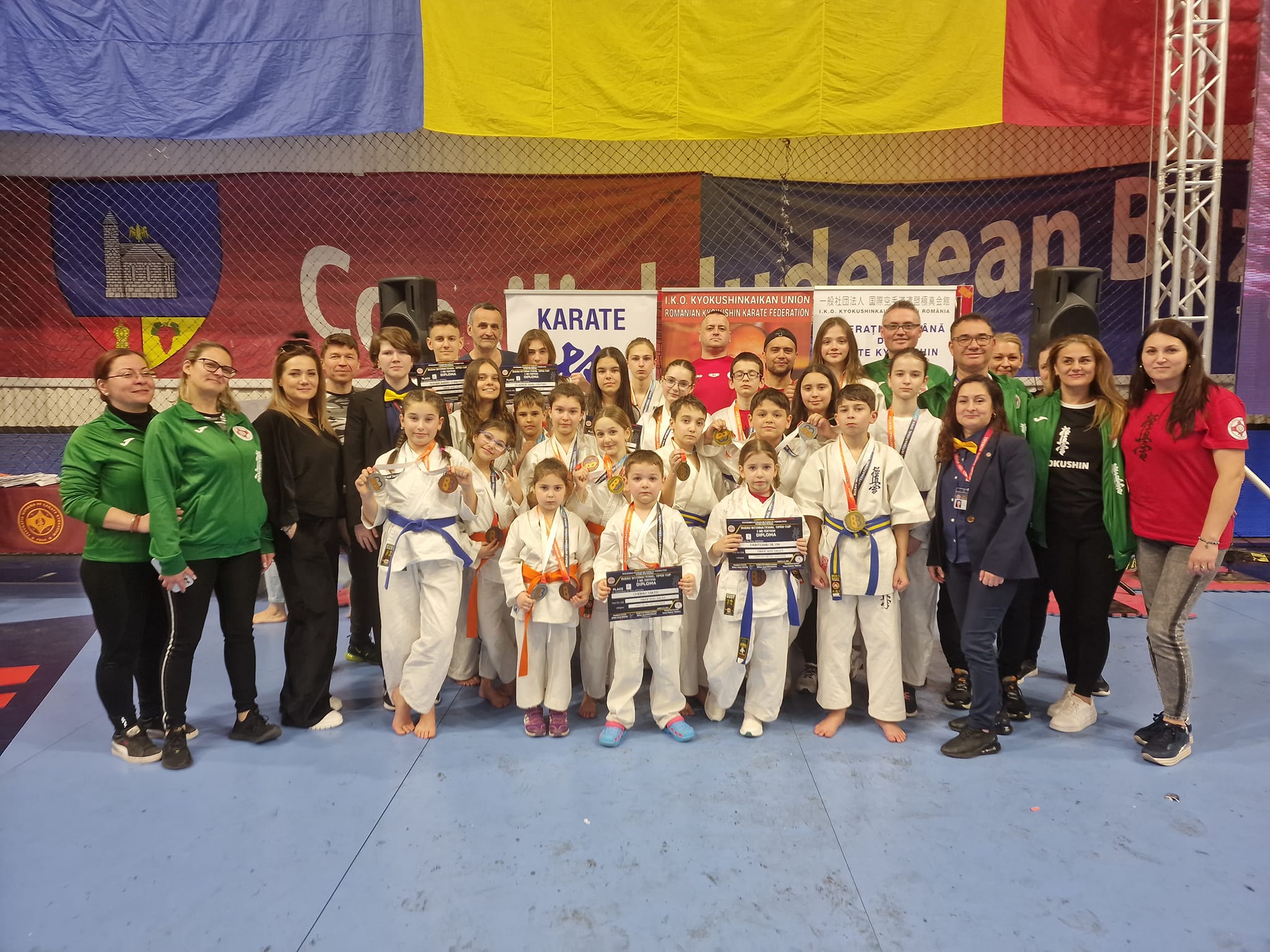 ACS Triumf Dojo a cucerit 31 de medalii la „Buzău Internaţional Open Cup”