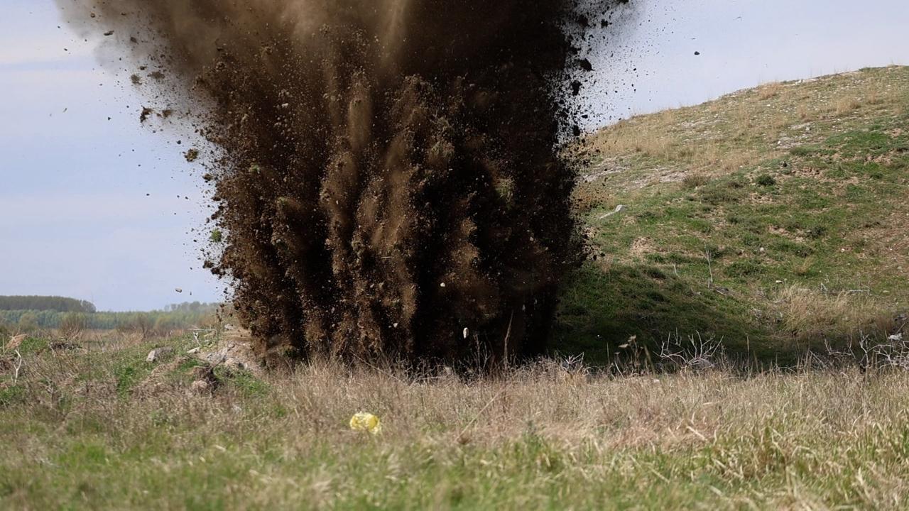 VIDEO: Prima misiune din 2024 de distrugere a unor muniţii neexplodate, la Tulcea