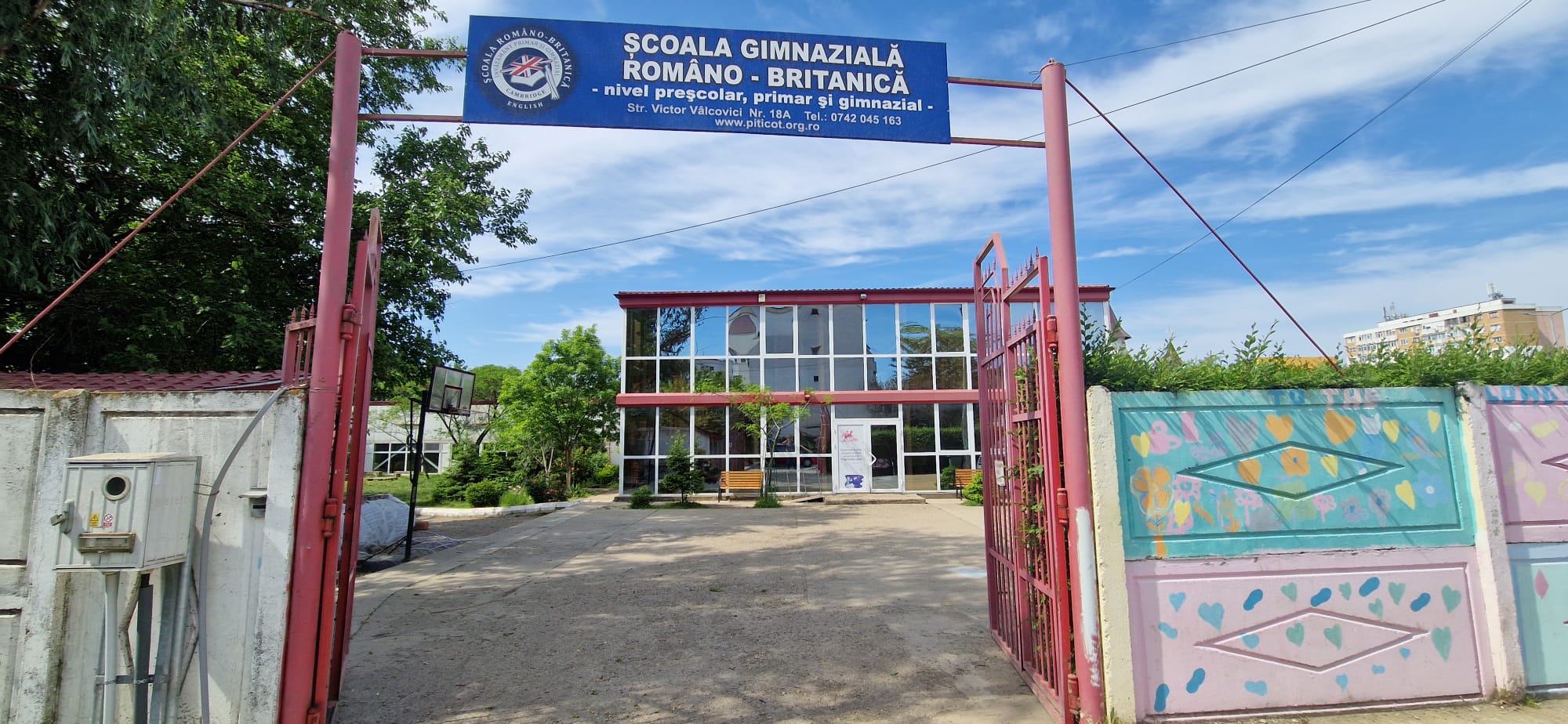 Elevi moldoveni ne descoperă oraşul! Schimb cultural la Şcoala Româno-Britanică Galaţi