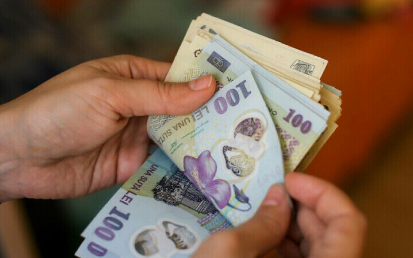 Se majorează salariul minim. Măsura se aplică începând cu 1 iulie 2024