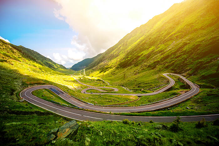 Se redeschide circulaţia rutieră pe Transfăgărăşan