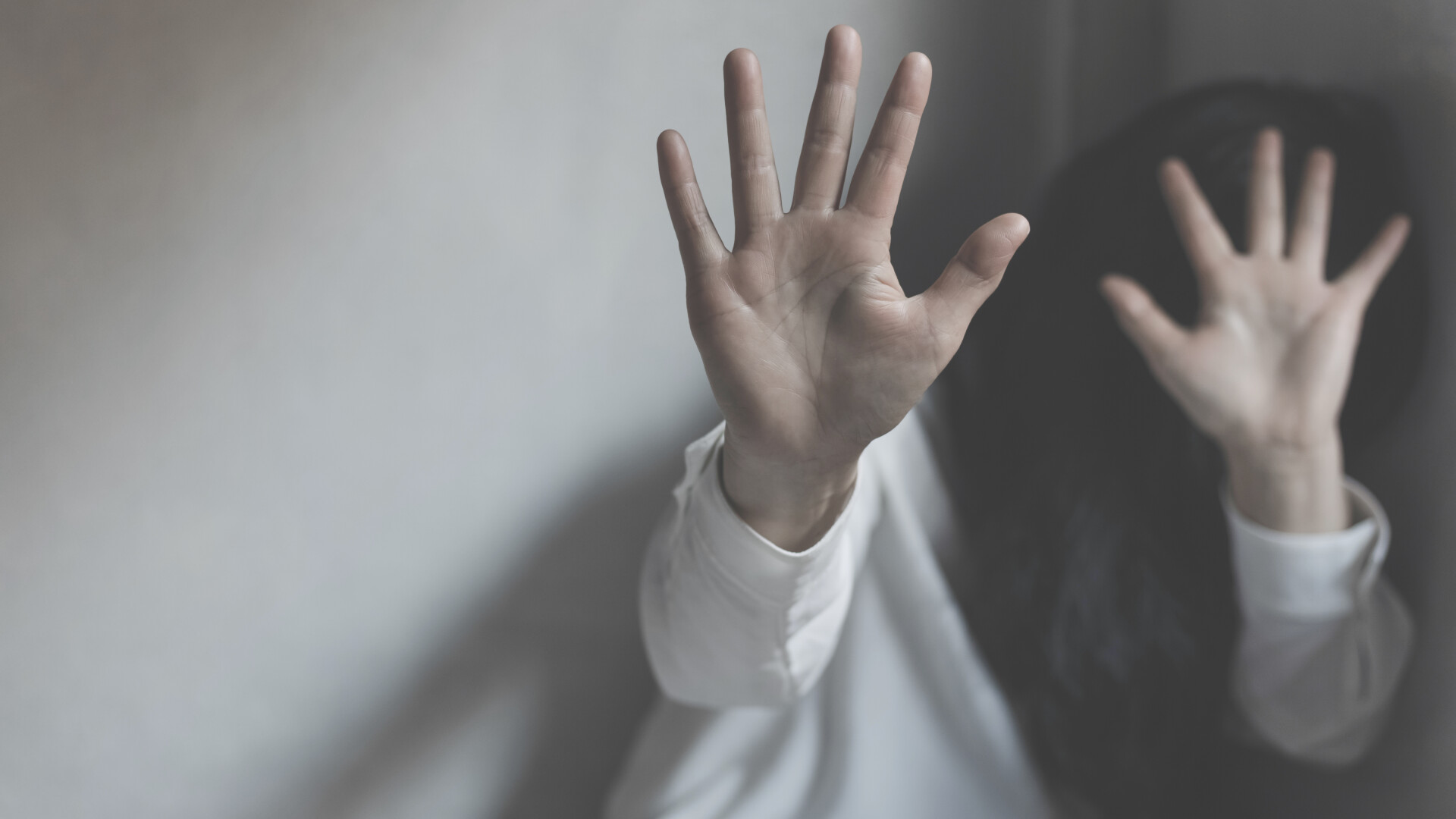 Tulcea: Fată de 13 ani agresată sexual de către unchiul său
