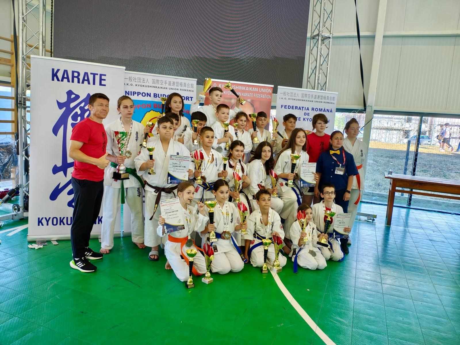30 de medalii pentru ACS Triumf Dojo la Babadag