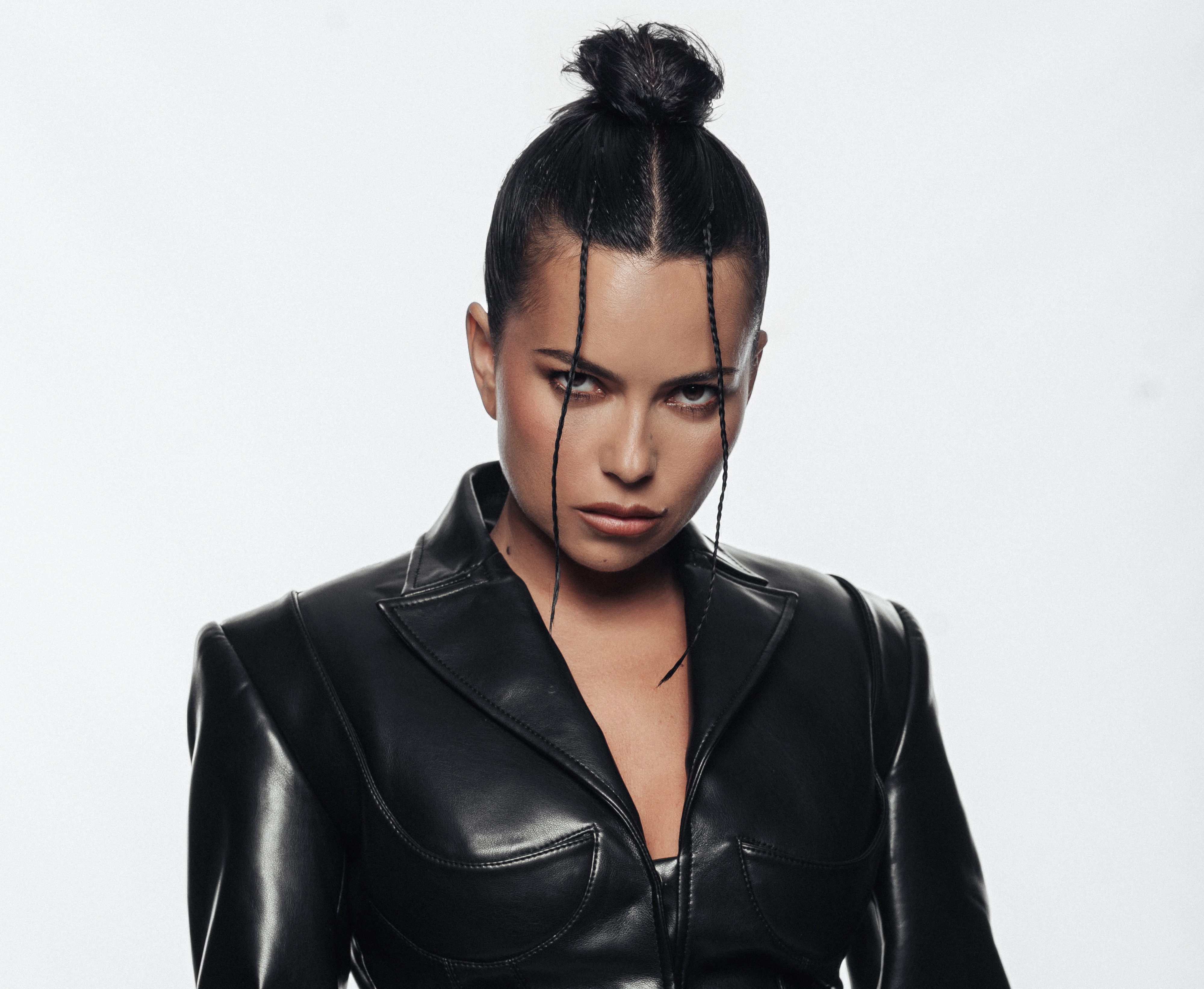 Imnul oficial Neversea 2024 vine de la INNA şi Kris Kross Amsterdam! ASCULTĂ PIESA AICI