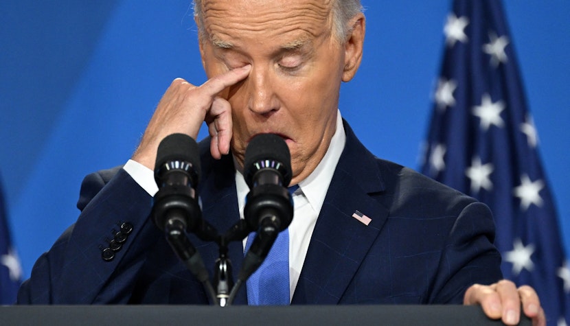 Joe Biden s-a retras din cursa pentru preşedinţia SUA
