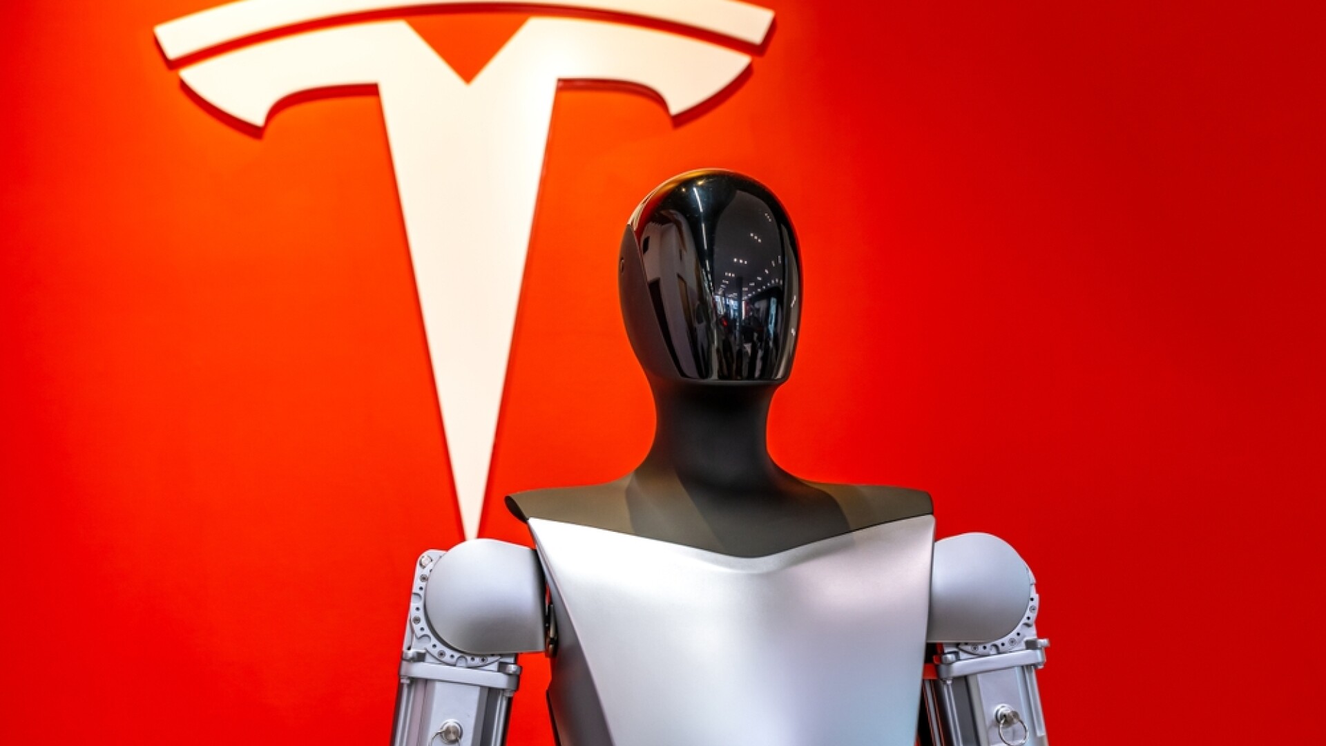 Elon Musk anunţă lansarea roboţilor umanoizi Tesla în 2024