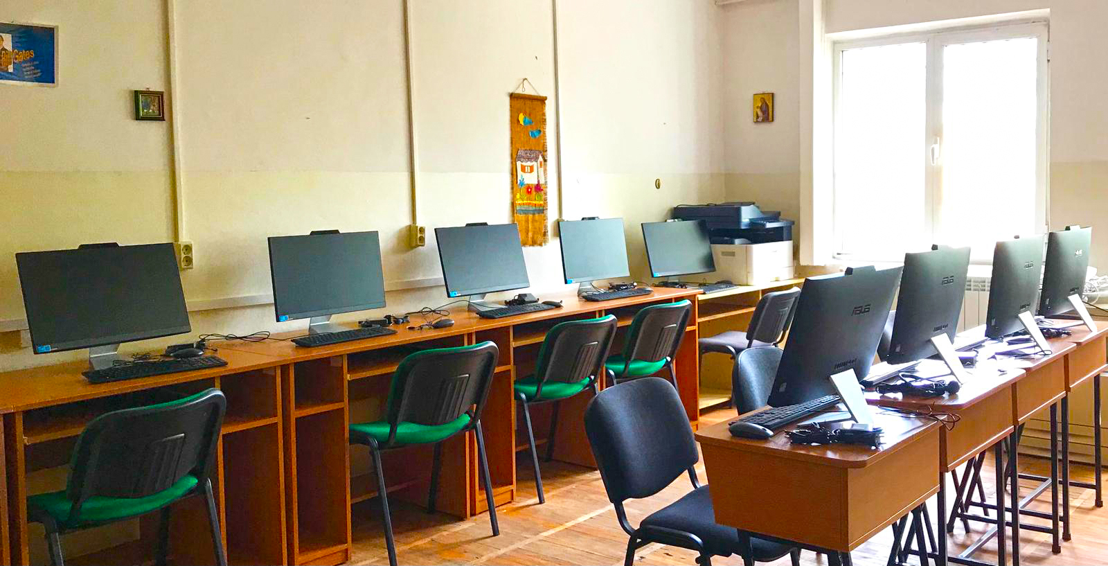 FOTO: Dotări noi pentru şcolile speciale din judeţul Galaţi