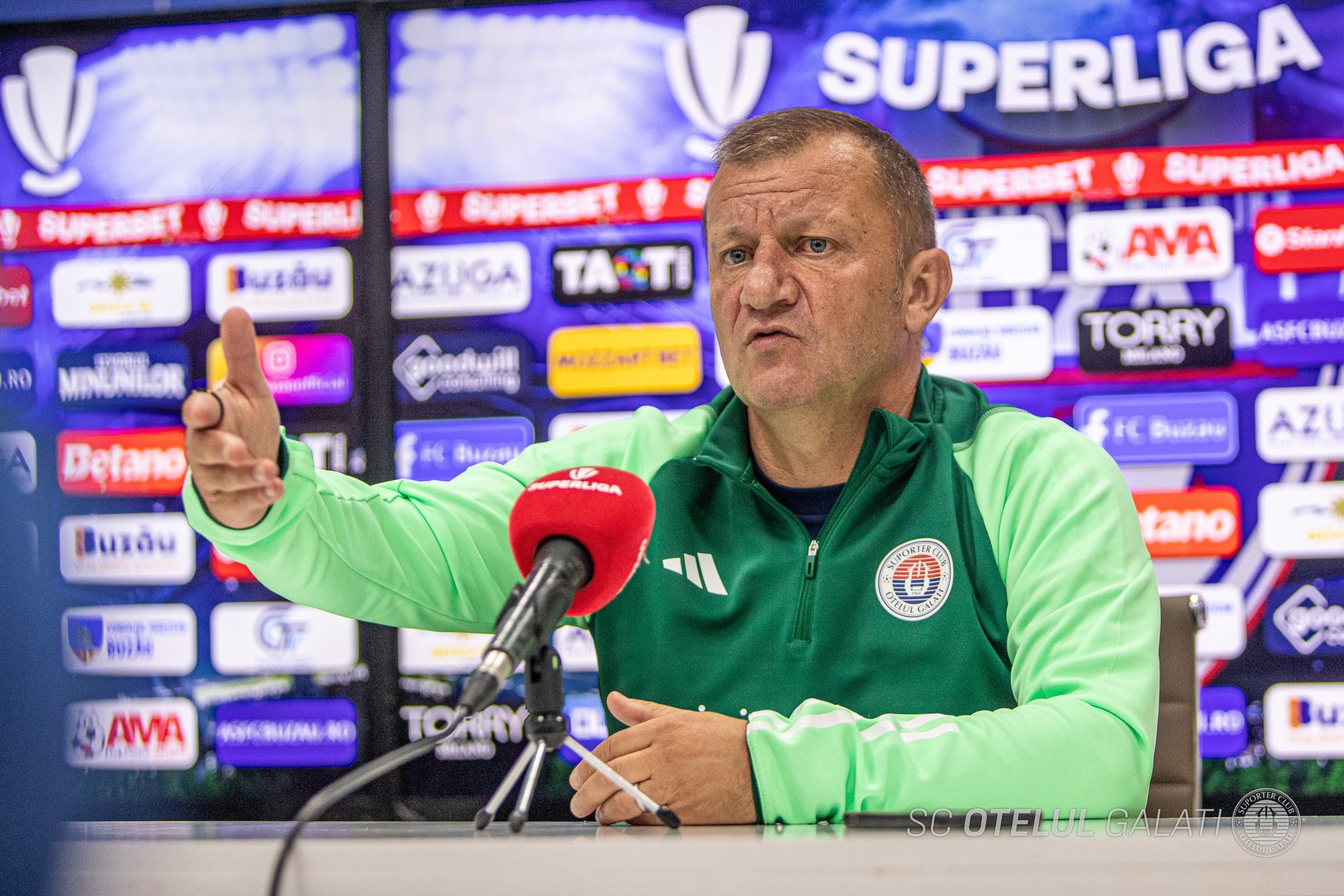 Dorinel Munteanu: „Nu sunt mulţumit deloc de jocul echipei”