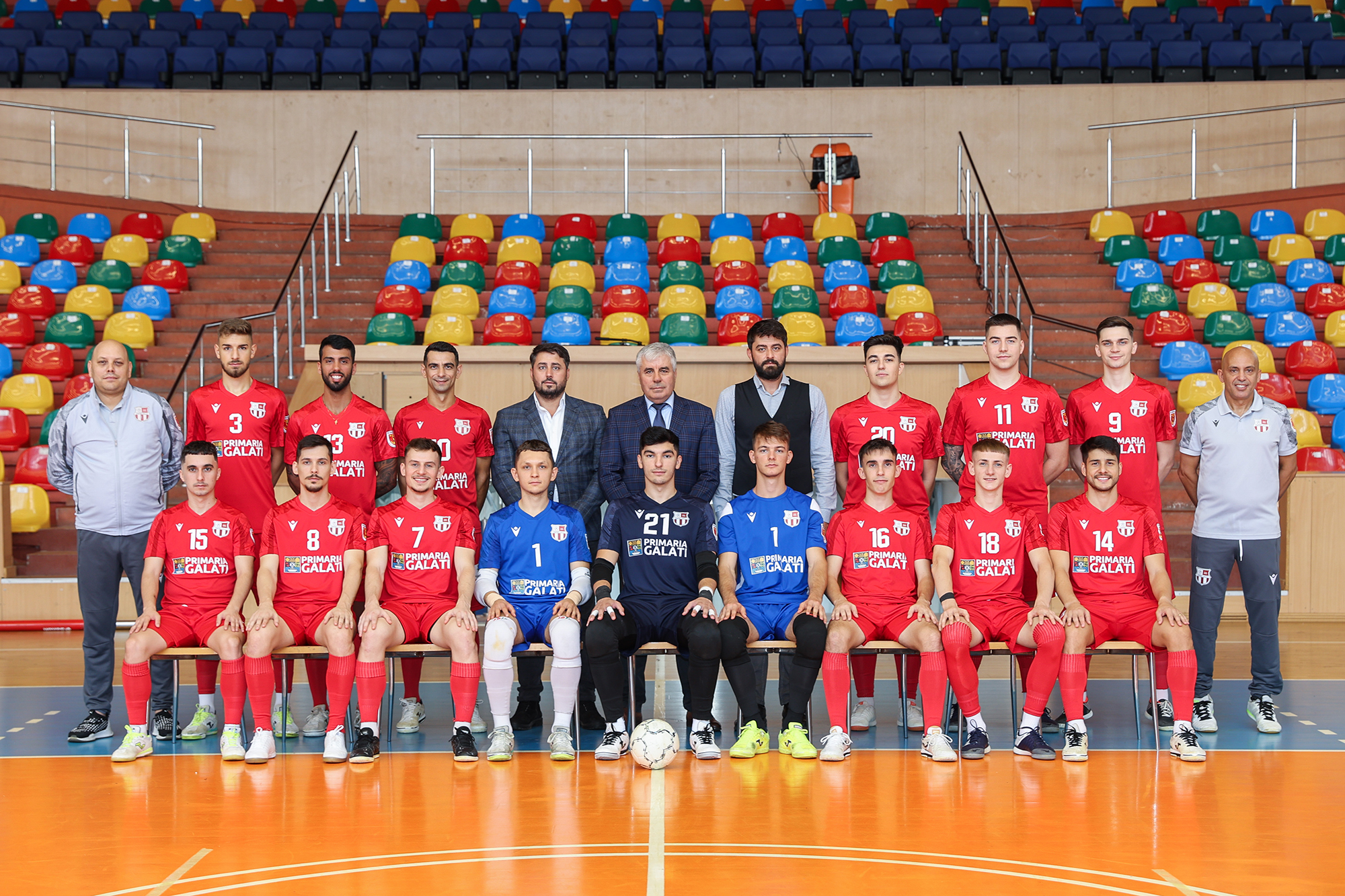 United a dat recital la Timişoara. Brazilianul Ricardinho a debutat cu un hattrick