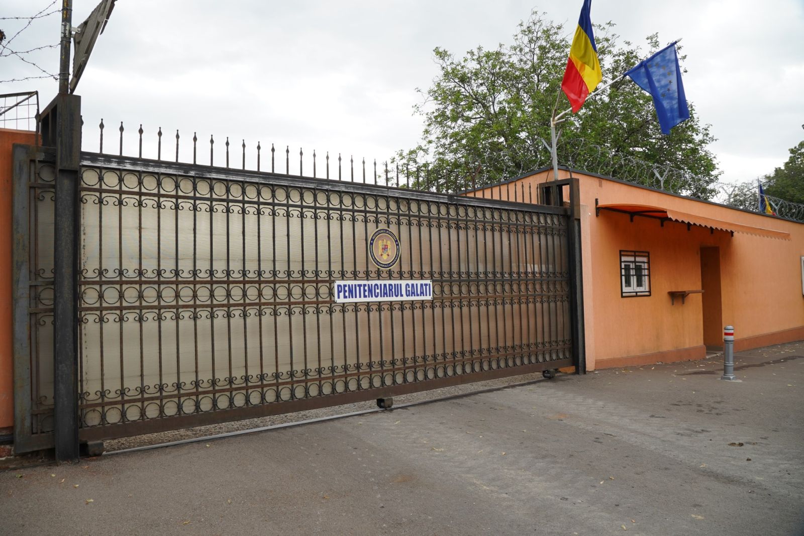 Galaţi: Tânăr săltat din oraş şi închis pentru tâlhărie