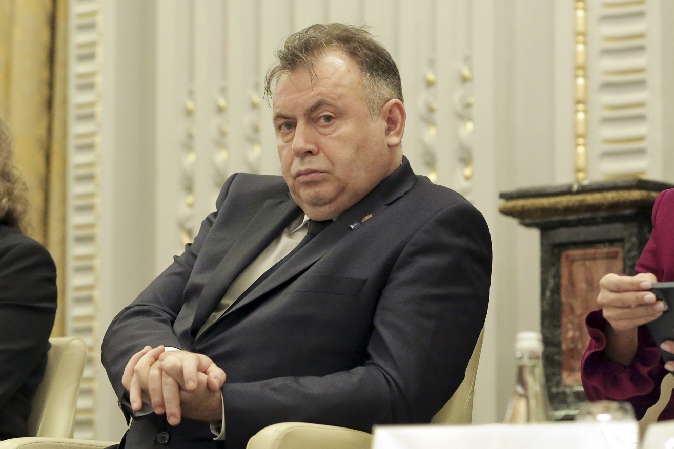 Nelu Tătaru acuzat că lua şpagă de la pacienţi