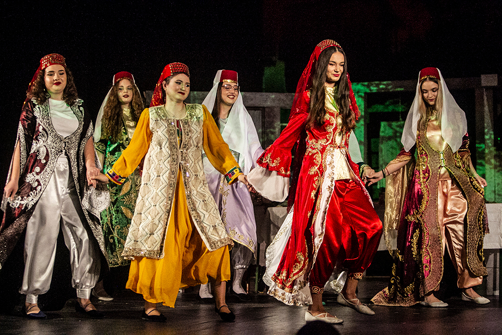 Galaţi: Spectacol teatral dedicat Zilei Naţionale a Republicii Turcia (FOTO)