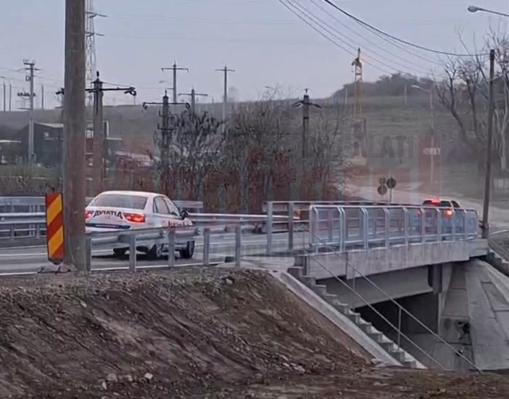 VIDEO: S-a redeschis podul de la Fileşti