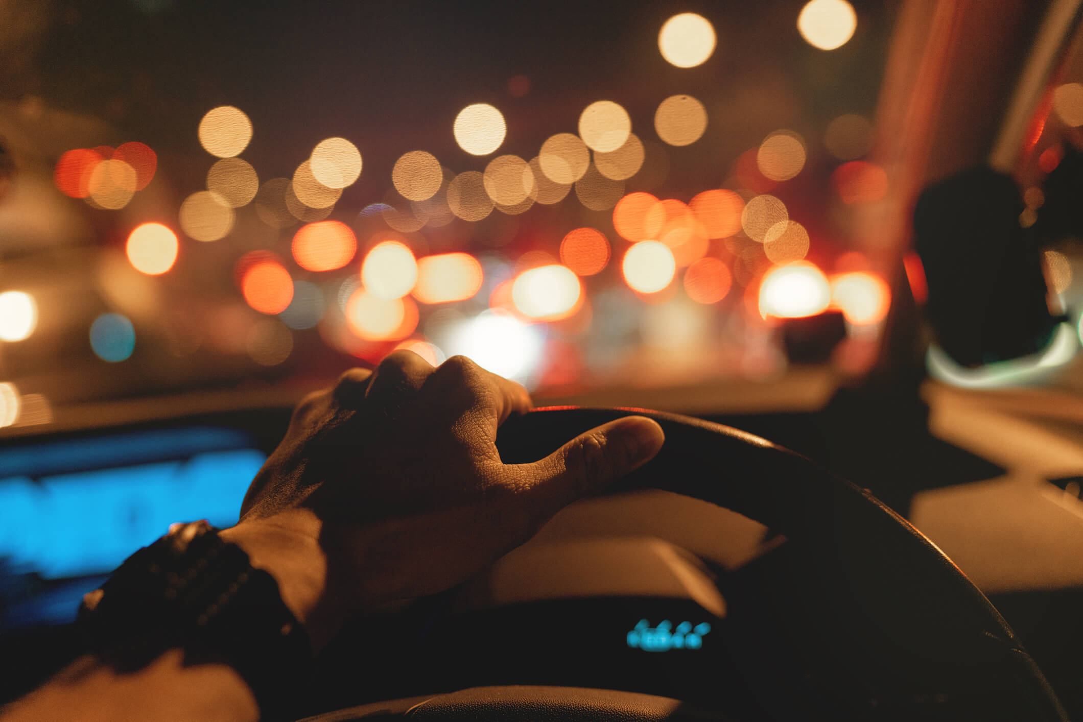 Flagrant în miez de noapte, pe str. Brăilei! Un tânăr din Odaia Manolache, prins la volan fără permis