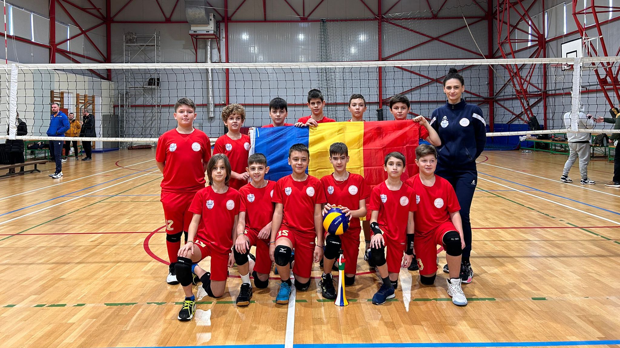 Cei mai mici voleibalişti de la CSM Arcada s-au întors victorioşi de la Buzău