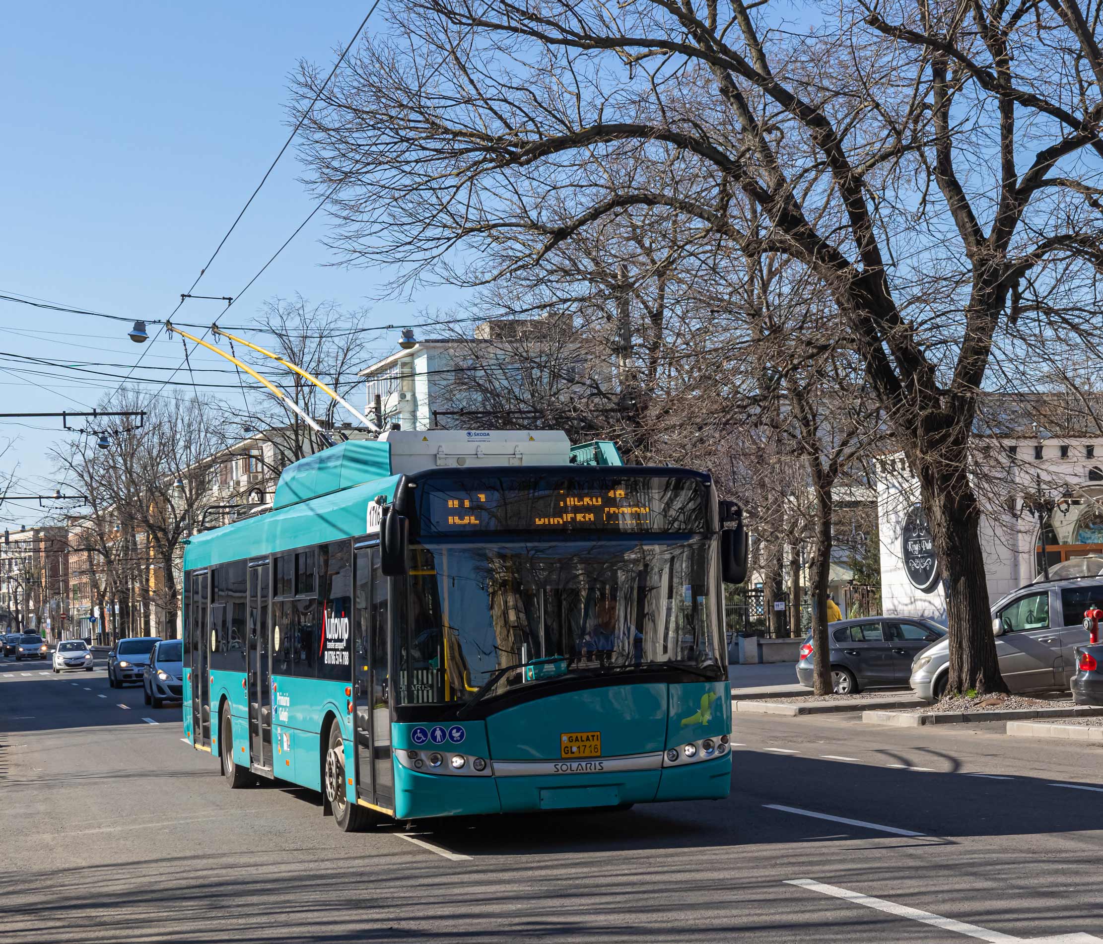 Joi va fi reluată circulaţia mijloacelor de transport pe str. Domnească