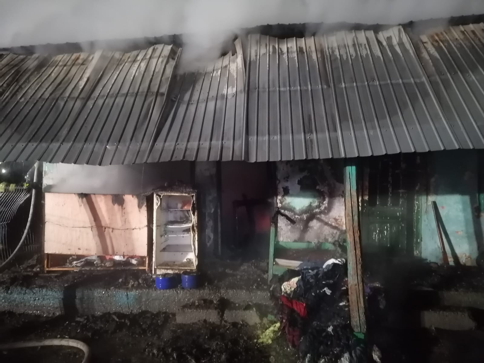 VIDEO: Incendiu la Țepu. Un bărbat a murit