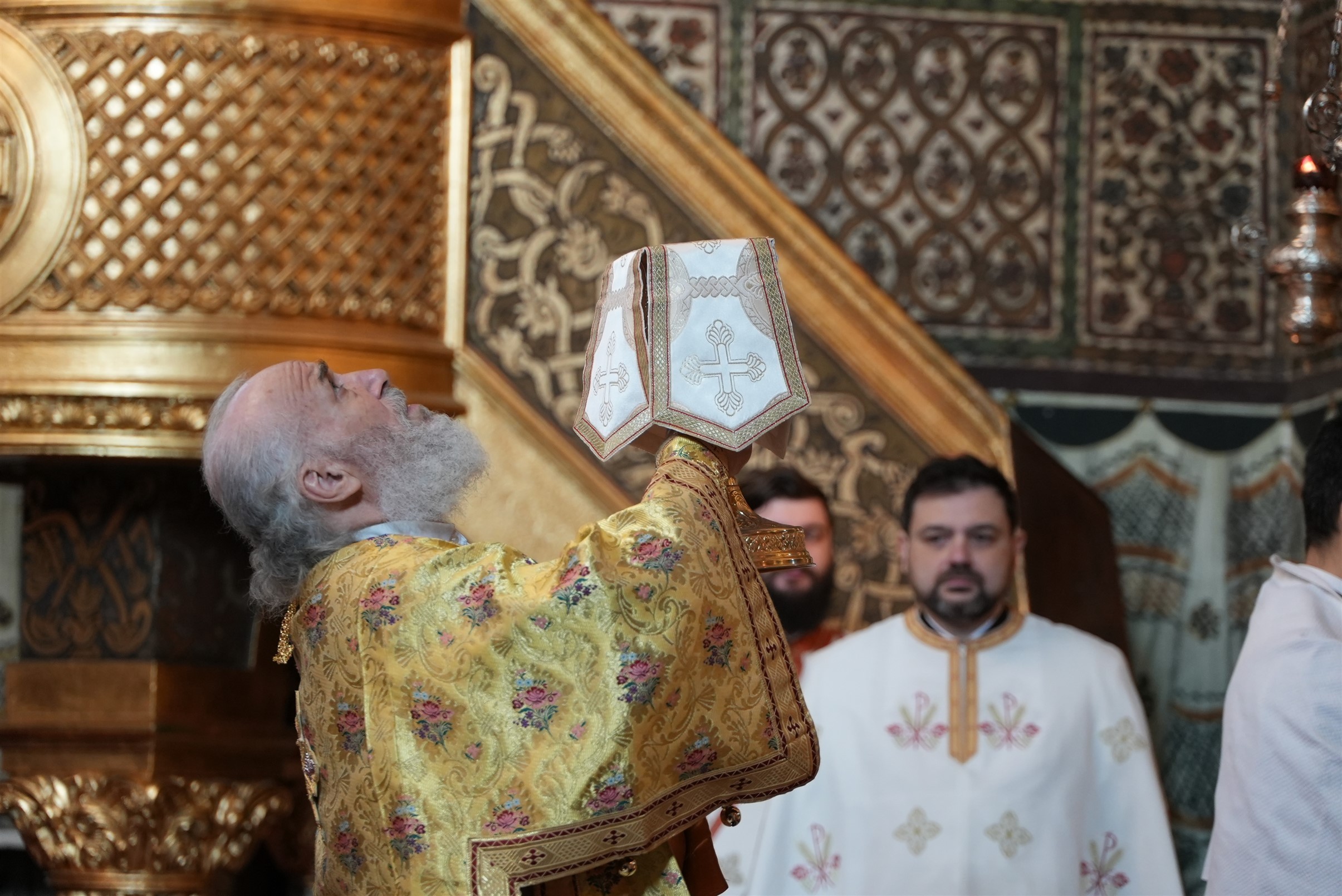 FOTO: La Galaţi, a început pregătirea pentru Postul Paştelui