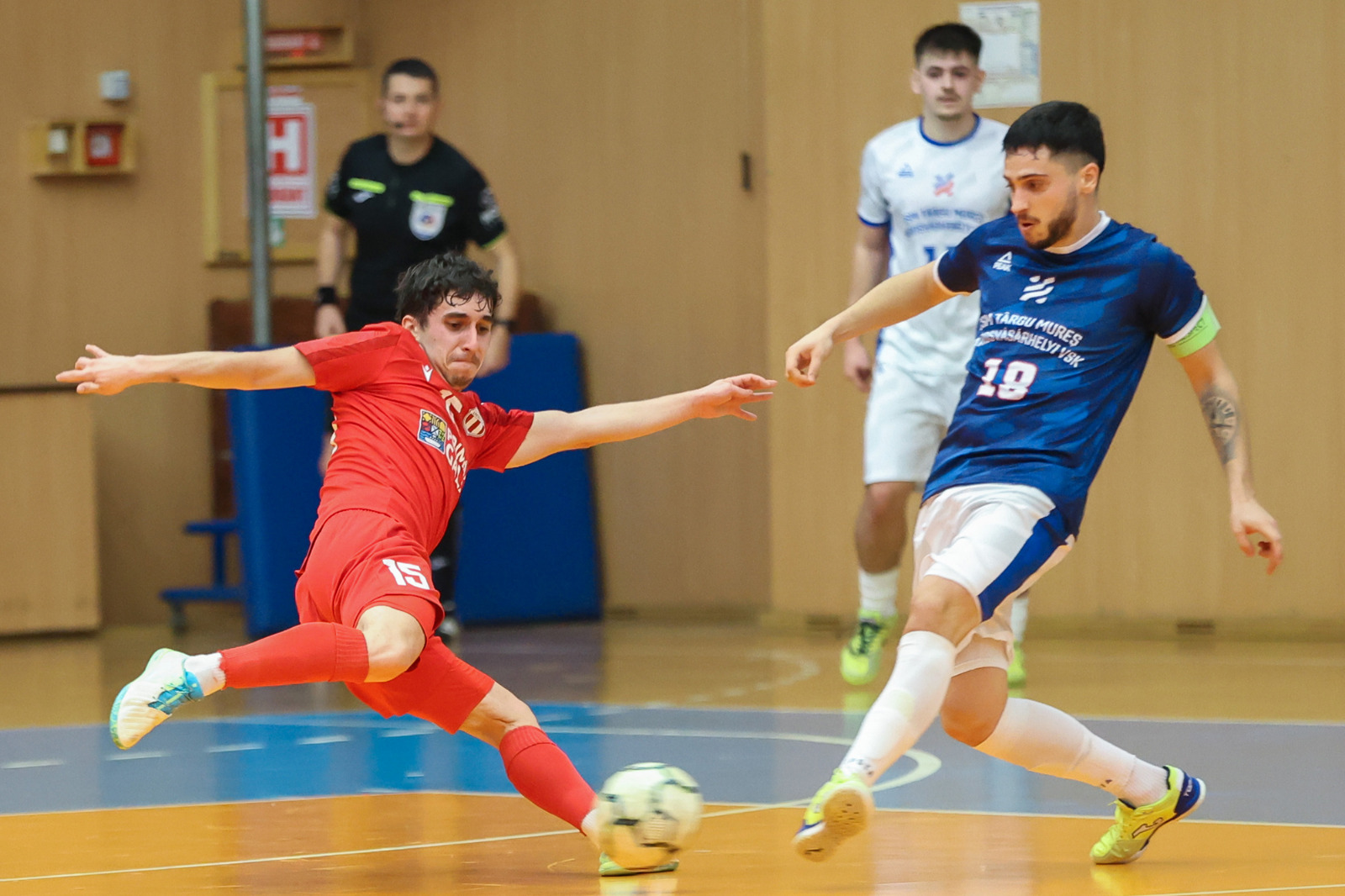Futsal: United s-a calificat la pas pentru sferturile Cupei